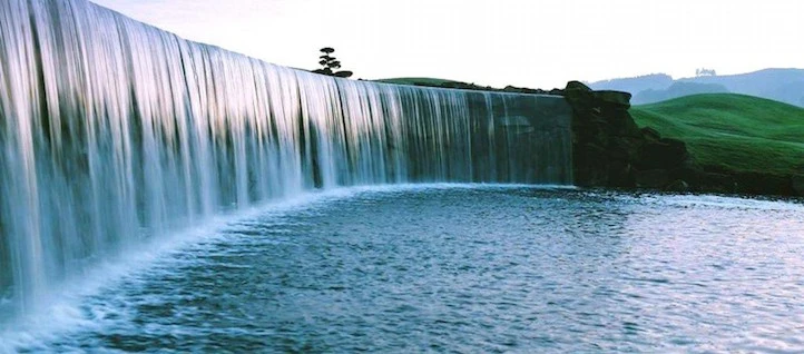 Where Do You Stand in the Waterfall vs. Agile Debate? | DBmaestro blog